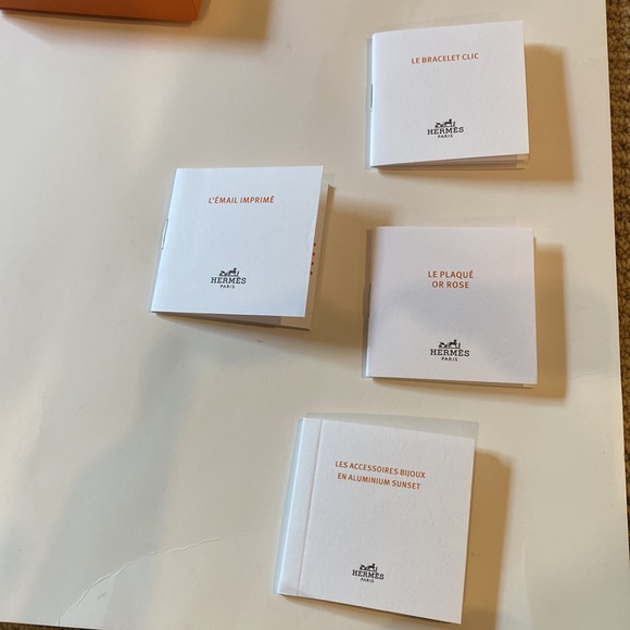 HERMES (4) BOXS AND (4) SMALL BOOKS - Picture 11 of 11